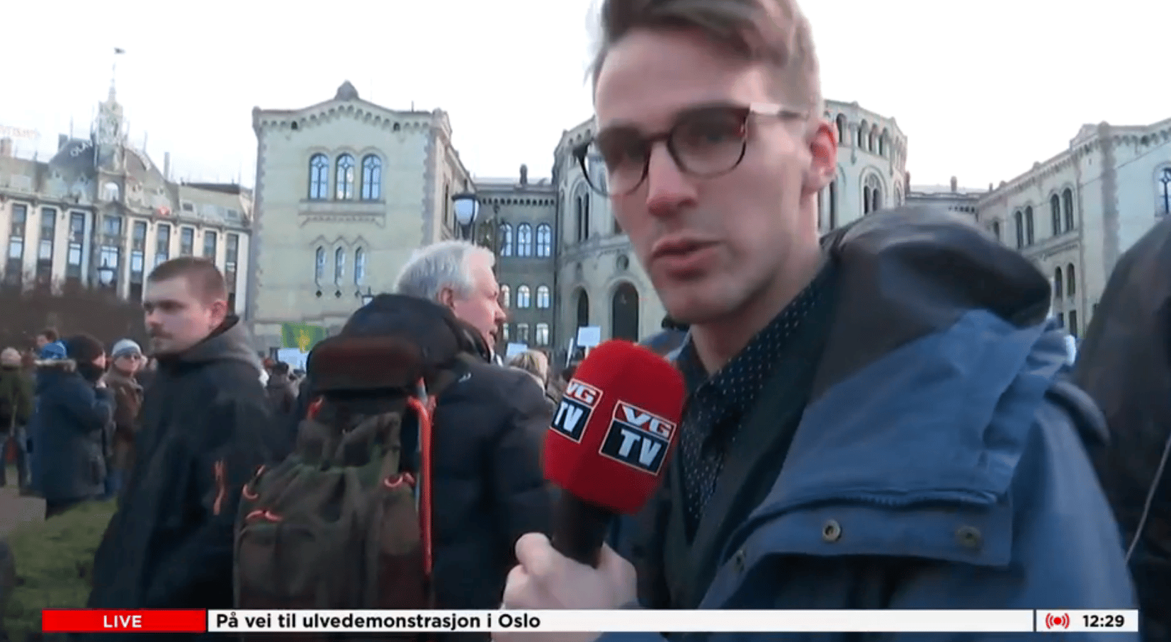 Livesändning av Verdens Gang från vargjaktdemonstrationerna i <a href=