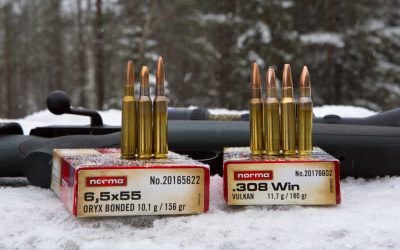 Vi jämför kalibrarna.308 och 6,5x55. Foto: Ulf Lindroth