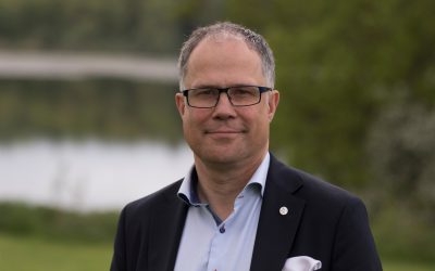 Torbjörn Larsson valdes i dag för en treårsperiod som ordförande för Nordisk Jägarsamverkan. Den avgående NJS-ordföranden Claus Lind Christensen från Danmark har varit ordförande sedan september 2015. På mötet valdes även Runar Rugtvedt från Norge till vice ordförande.