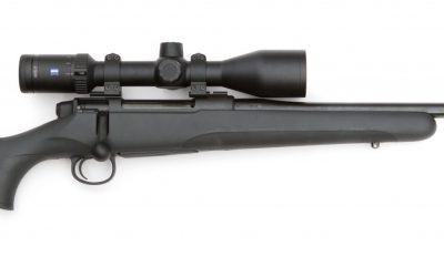 Mauser M18. Testexemplaret var försett med A-Tecs snabblås för ljuddämpare, vilket inte är standardutrustning. Foto: Ulf Lindroth