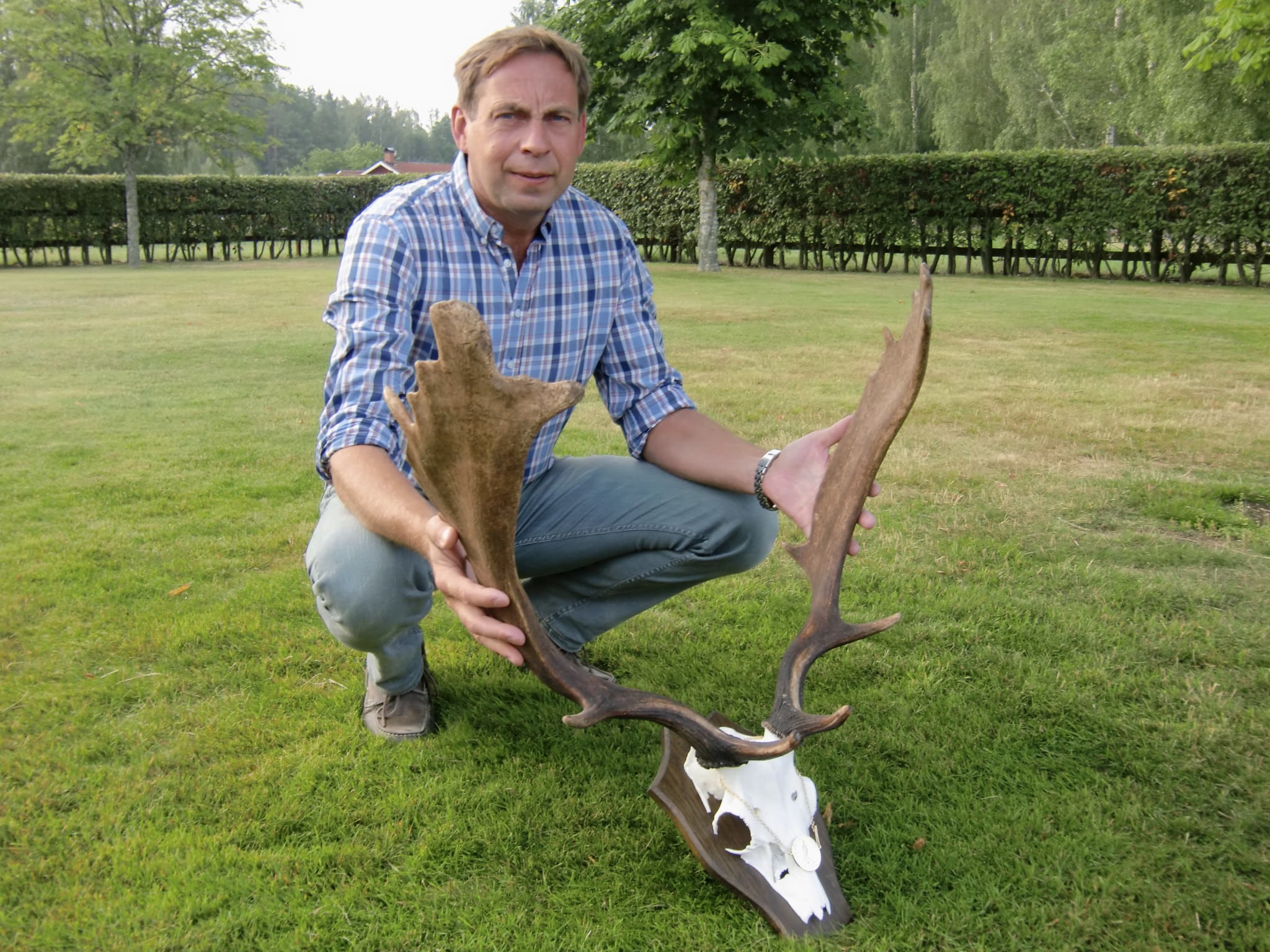 Niclas Malm med guldtrofén. Foto: Privat