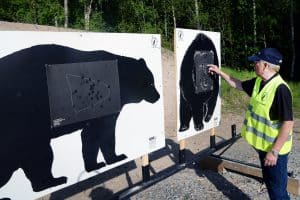 Krav på fasta skjutplatser skulle kunna äventyra jägarnas skytte för bland annat Björnpasset.