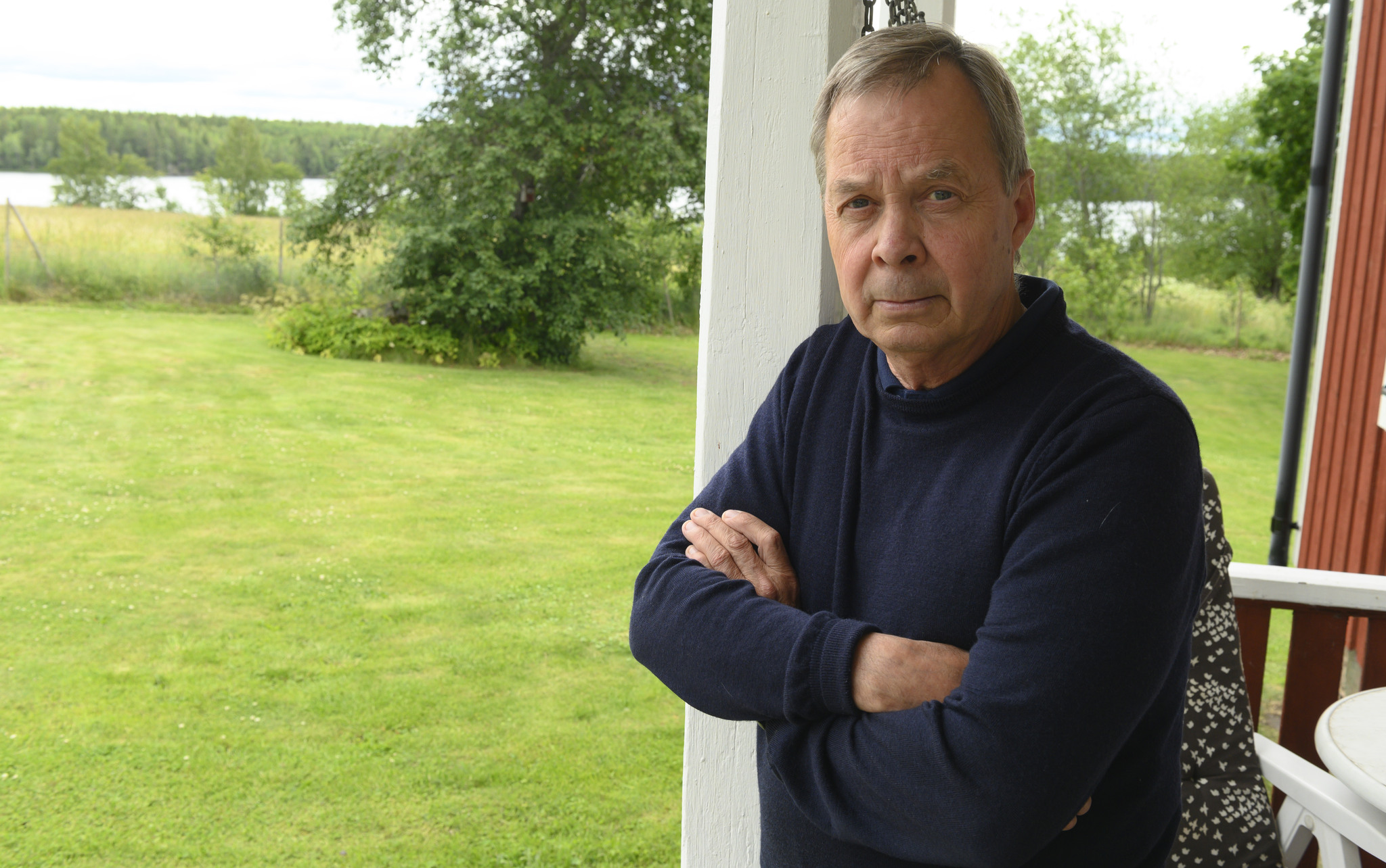 ”Förföljelsen av mig fortsätter. Jag är övertygad om att det endast handlar försöka tysta en röst som kritiserar rättsövergrepp och som är kritisk till vargpolitiken som bedrivs i landet”, skriver industriledaren Karl Hedin i en debattartikel.