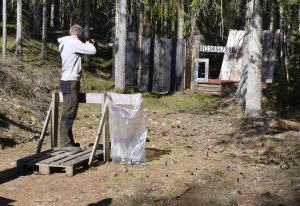 Coronaviruset får nu återverkningar på vårens jaktstigar. I varje fall på Björköortens jaktvårdsförenings stig som styrelsen beslutat att ställa in. Sannolikt kommer det att följas av flera.
