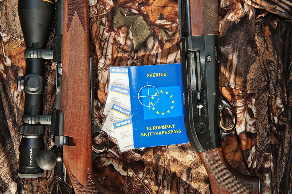 Regeringens förslag riskerar de legala vapenägarna ytterligare restriktioner. Foto: Mattias Lilja