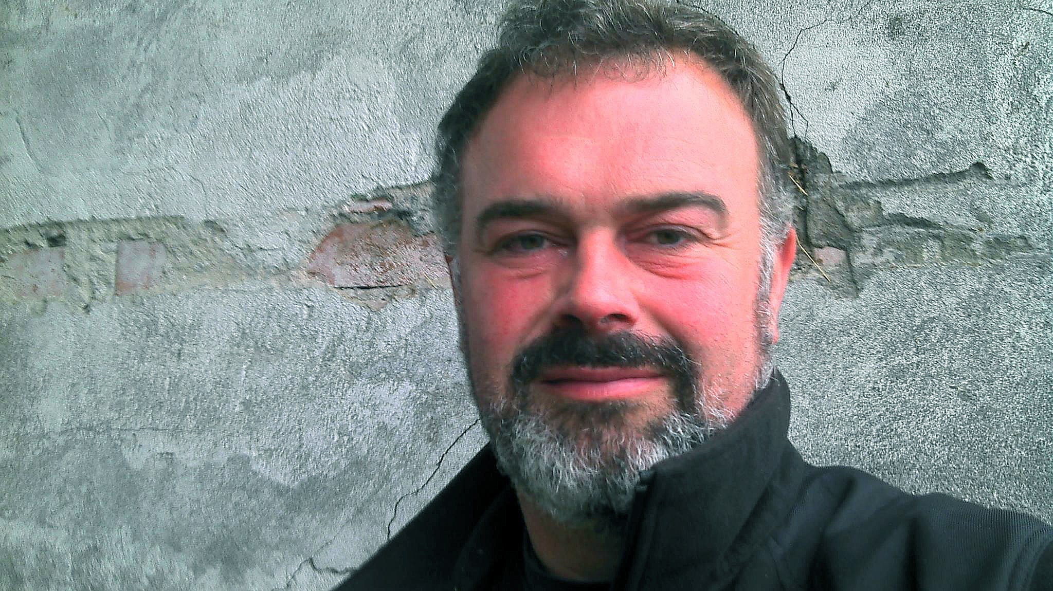 Rovdjurstrycket är för högt i Värmland, anser Patrik Ohlsson LRF:s ordförande i Värmland.