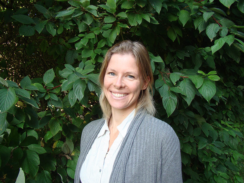 Viltforskaren Annika Felton säger att forskningen begär mycket av jägarna, men hon lovar att lägga ner lika mycket arbete på att återrapportera resultaten av forskningen som hon nu gör för att engagera jägarna att delta i projektet. Foto: Desiree Mattsson