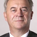 Sven-Erik Bucht säger att han inte har anledning att ifrågasätta Naturvårdsverkets beslut om licensjakt efter varg. Foto: Sören Andersson/Regeringskansliet