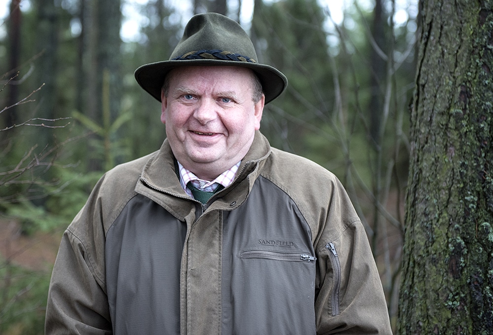 Enligt Eskil Erlandsson har regeringen möjlighet att stoppa nästa års vargjakt med hänvisning till sin nya utredning om vargen. Foto: Jan Henricson