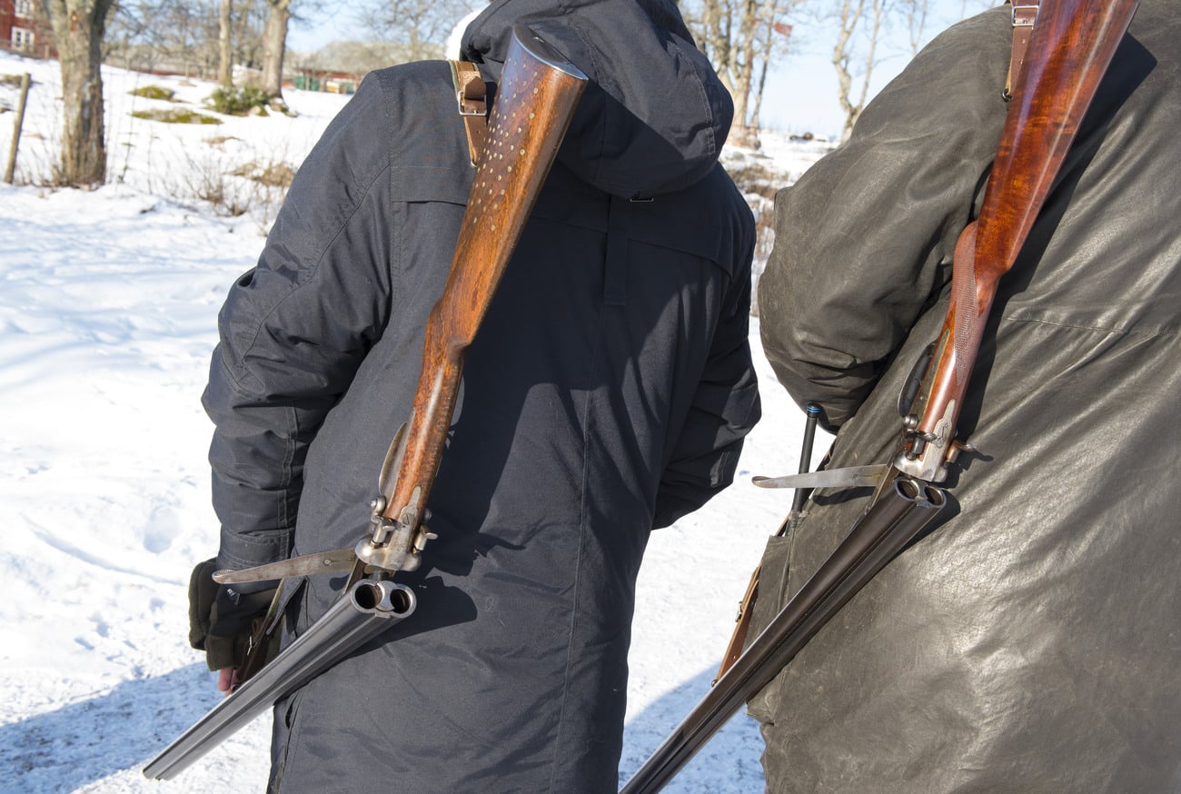 När moderaterna presenterade sitt förslag till förenklade vapenregler förra sommaren var en större vapengarderob en av punkterna. Ska det bli möjligt för jägarna att behålla sina gamla släktklenoder om en gemensam alliansmotion blir verklighet? Foto: Jan Henricson