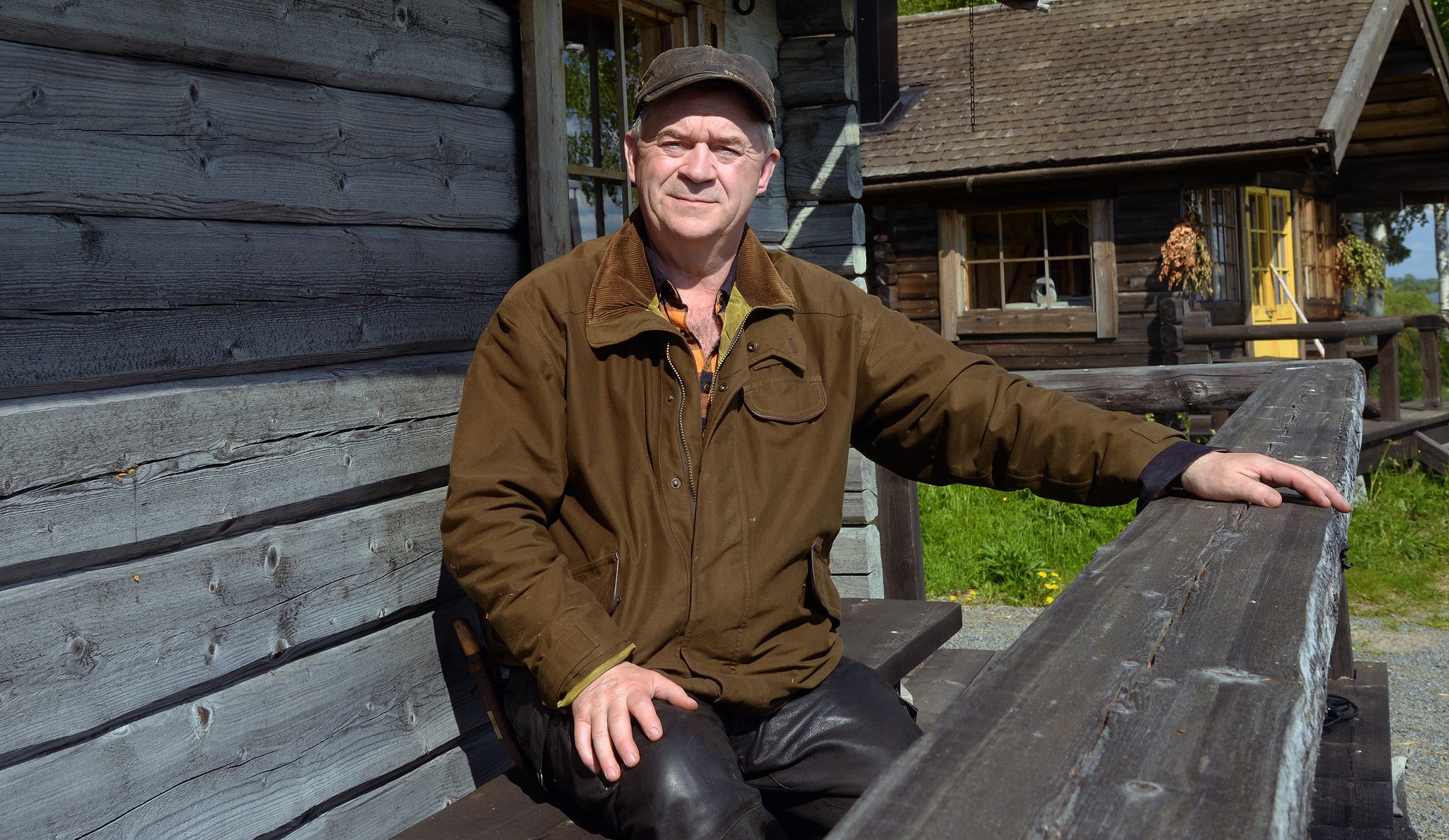 Sven-Erik Bucht säger att regeringen jobbar intensivt med frågan om fjälljakten där syftet är att ge de människor som bor och verkar i området förtur. Foto: Lars-Henrik Andersson