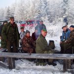 Några av deltagarna på Stövarjaktens dag, som i Lycksele arrangerades den 3 november. Foto: Privat