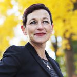 "Naturvårdsverket arbetar inte för acceptans av vargen eller för vargjakt. Hade man gjort det hade man fattat helt andra beslut och med bättre framförhållning än vad som skett." På bilden verkets generaldirektör Maria Ågren. Foto: Naturvårdsverket