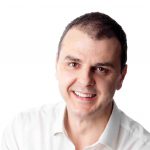 Jasenko Selimovic Europaparlamentariker (L).