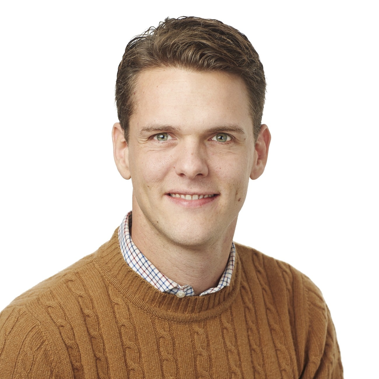 Christofer Fjellner (M) kritiserar socialdemokraterna i vapenfrågan.