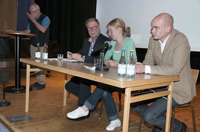 I panelen fanns Bengt-Anders Johansson, moderat riksdagsman från Jönköpings län, länsstyrelsens Linda Andersson samt riksjaktvårdskonsulent Daniel Ligné. Bertil Nilsson, Jägareförbundet Jönköpings län, var mötets moderator. Foto: Jan Henricson